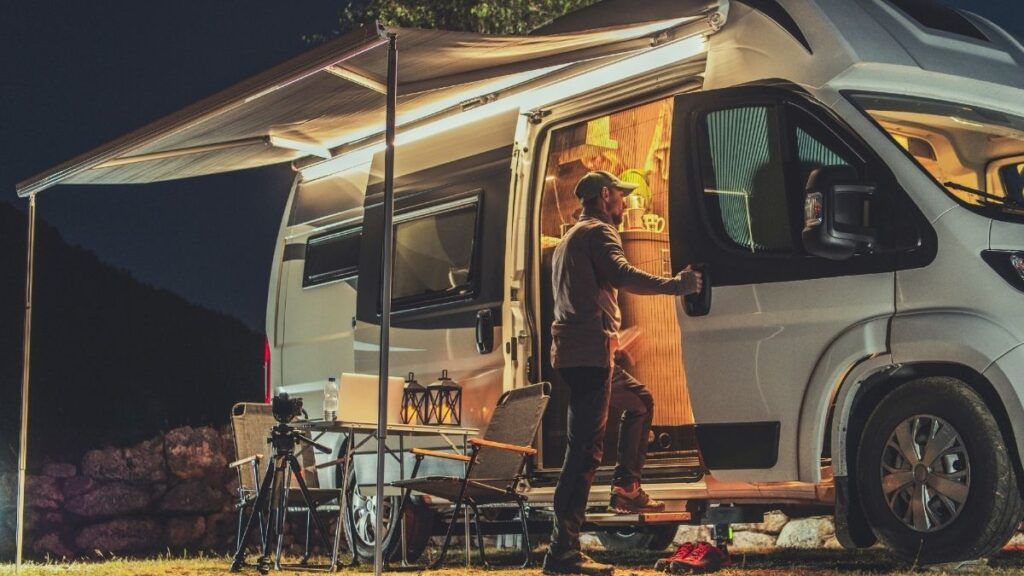 What to Search for When Shopping for a Used RV?